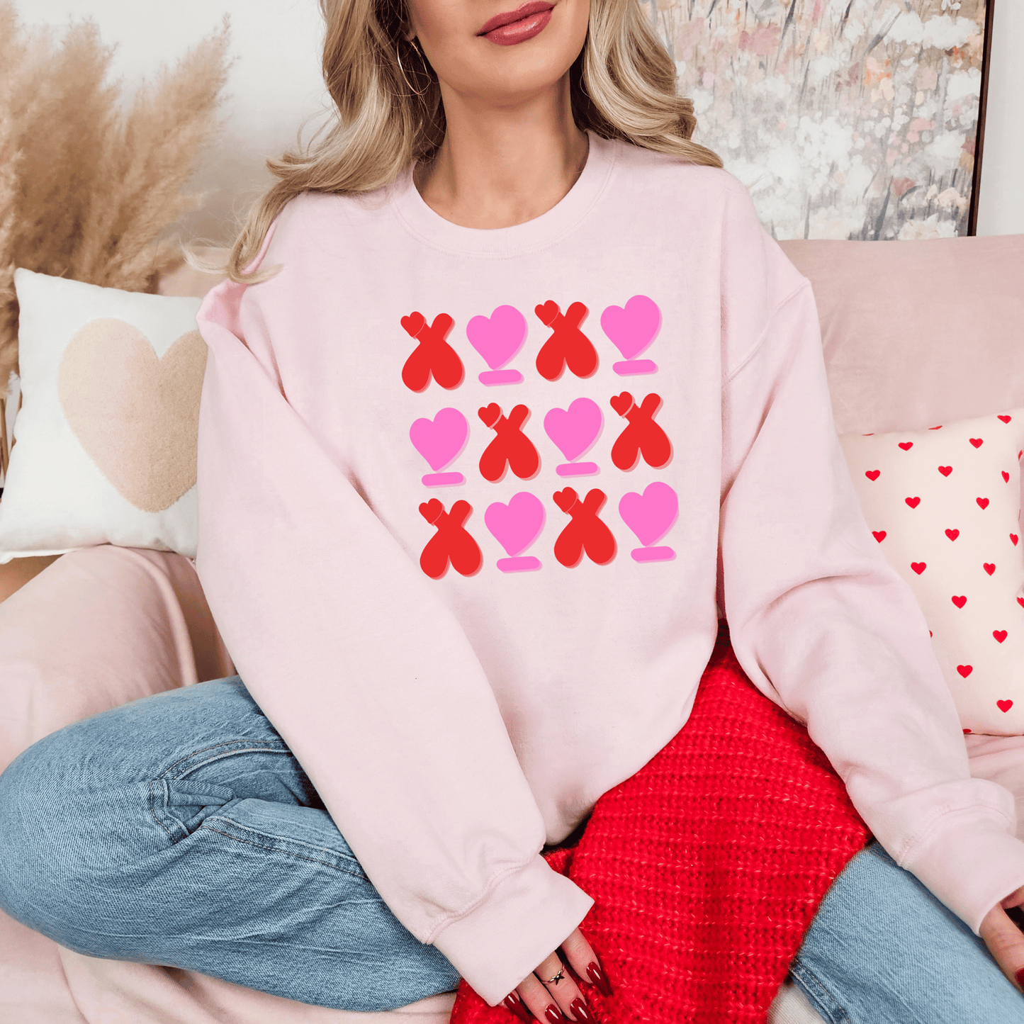 XOXO Valentine's Day Sweatshirt, Trendy Self Love Gift, Preppy Valentine Gift for Her, Aesthetic VSCO Love Day, Valentine Days Gift Crewneck