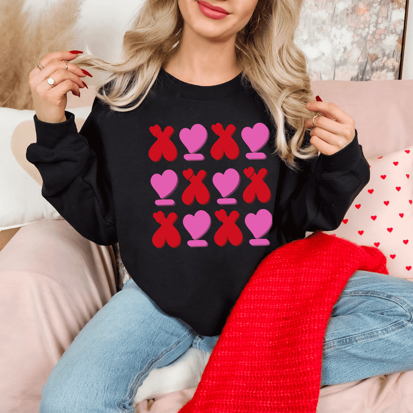 XOXO Valentine's Day Sweatshirt, Trendy Self Love Gift, Preppy Valentine Gift for Her, Aesthetic VSCO Love Day, Valentine Days Gift Crewneck