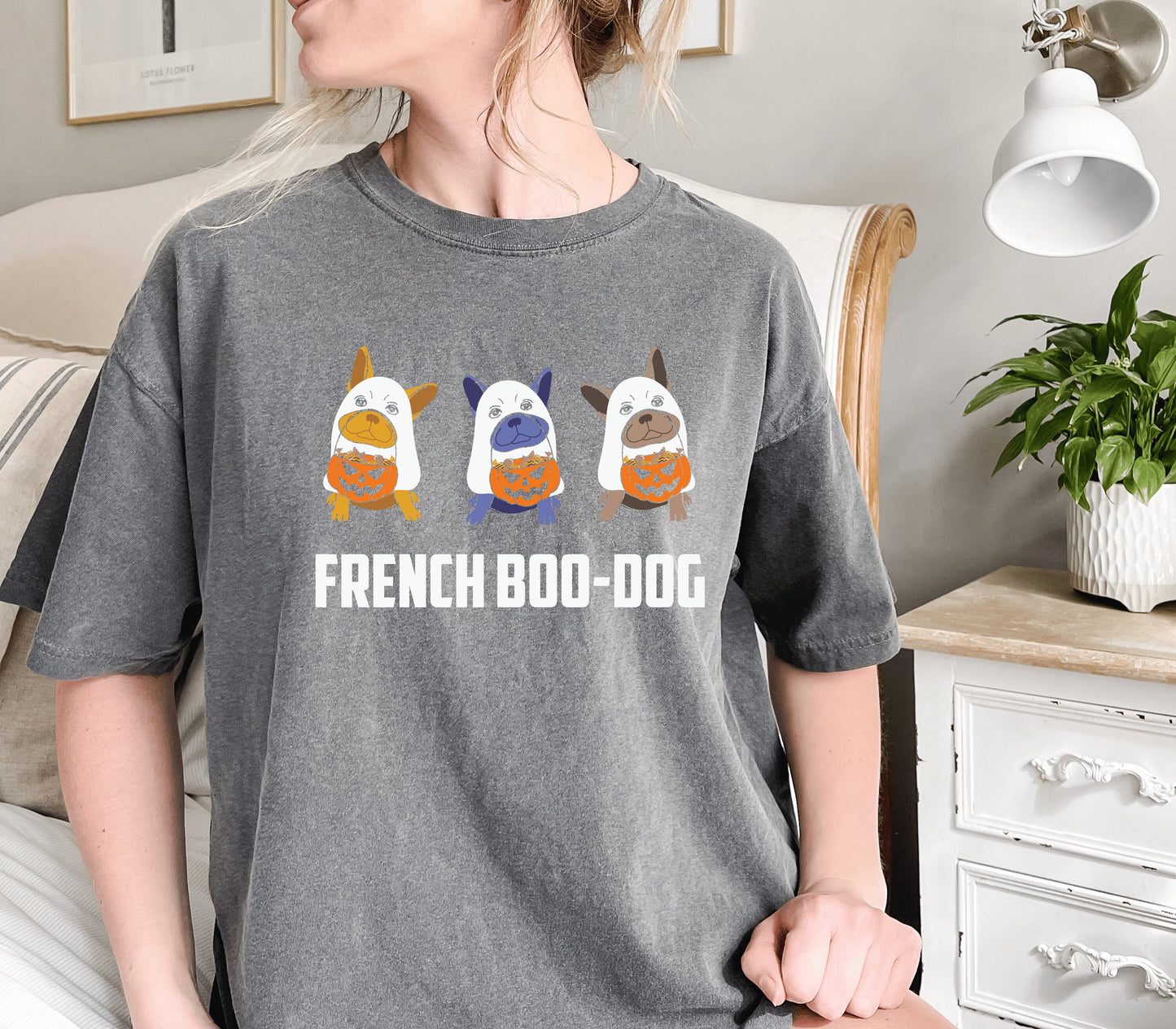 Frenchbulldog Lovers Halloween Shirt Pet Lover Gift Halloween PartyTee Halloween Halloween Tee Gifted Fall Shirt Cute Dog Halloween Tshirt