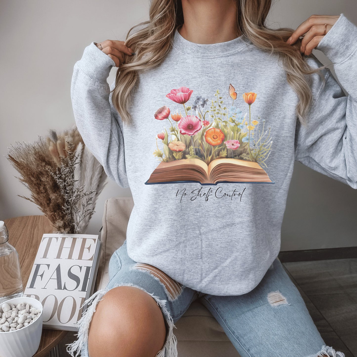 Book People Wildflower Sweatshirt Gift Book Person Aesthetic Bookly Lover Sweatshirt Bookish Crewneck Bookworm Gifts for Books Lovers Flower